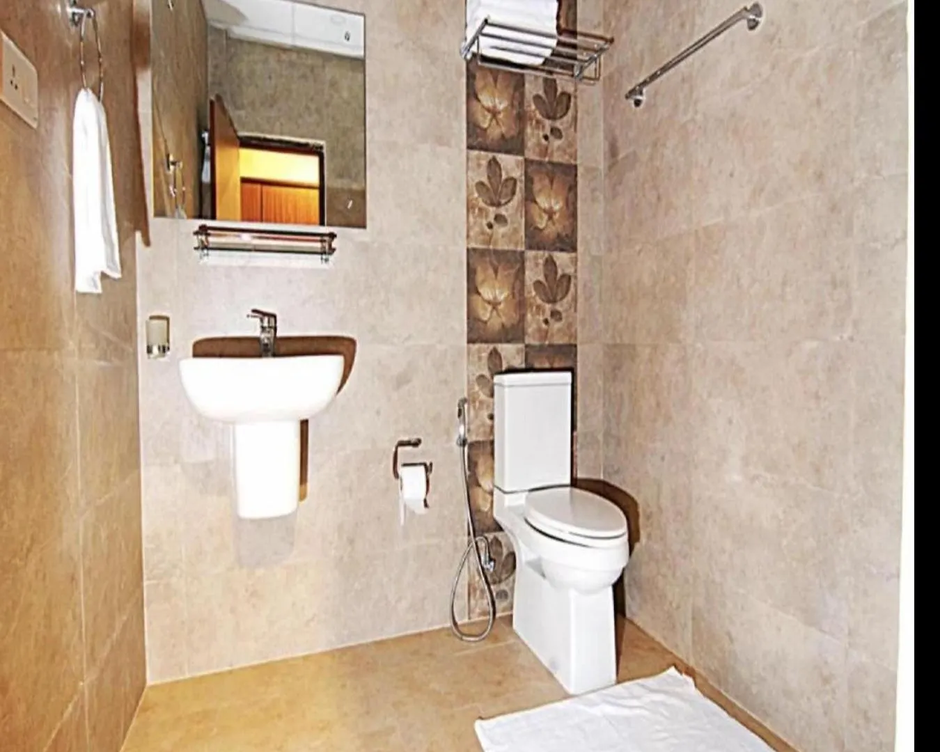 Hotel Teo Suites International Airport New Delhi 4*,  India